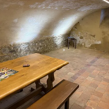 Les Glaneuses Côté Cour Centre-bourg à 3 Min Du Puy Dufou *