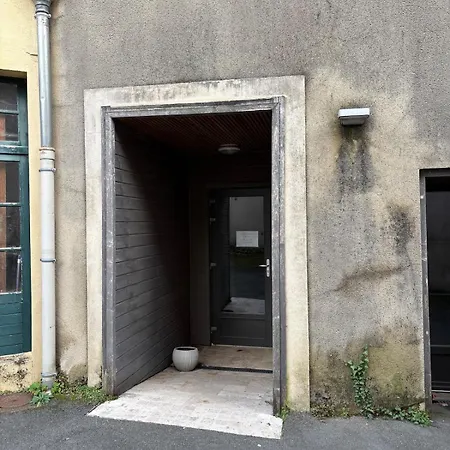 Les Glaneuses Côté Cour Centre-bourg à 3 Min Du Puy Dufou *