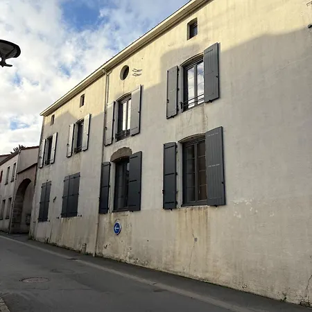 Appartamento Les Glaneuses Côté Cour Centre-bourg à 3 Min Du Puy Dufou
