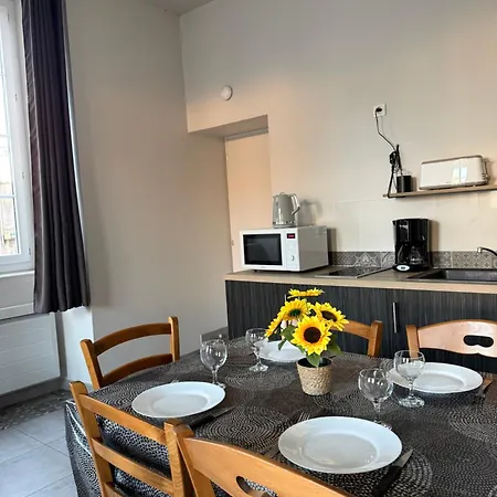 Les Glaneuses - 2 En Centre Bourg De 2 A 4 Personnes A 3 Min Du Puy Dufou Les Épesses