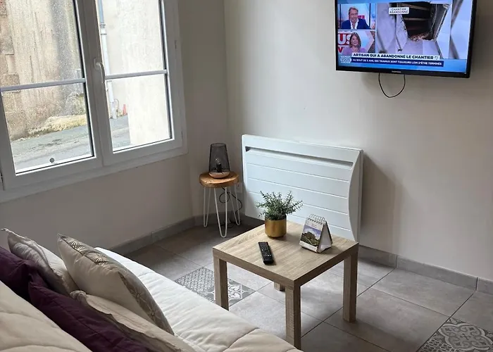 Les Glaneuses - 2 En Centre Bourg De 2 A 4 Personnes A 3 Min Du Puy Dufou Apartman Les Épesses