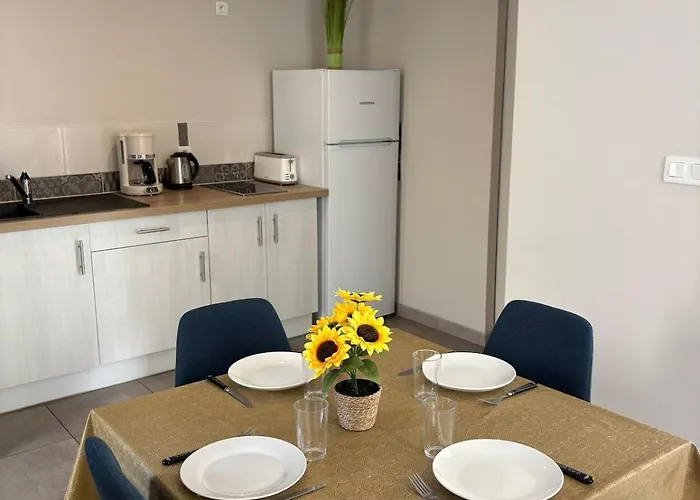 Les Glaneuses - 2 En Centre Bourg De 2 A 4 Personnes A 3 Min Du Puy Dufou Les Épesses