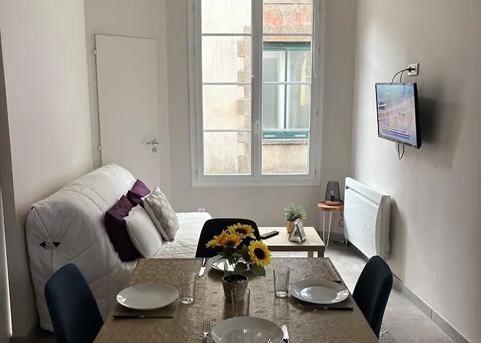 Les Glaneuses - 2 En Centre Bourg De 2 A 4 Personnes A 3 Min Du Puy Dufou *