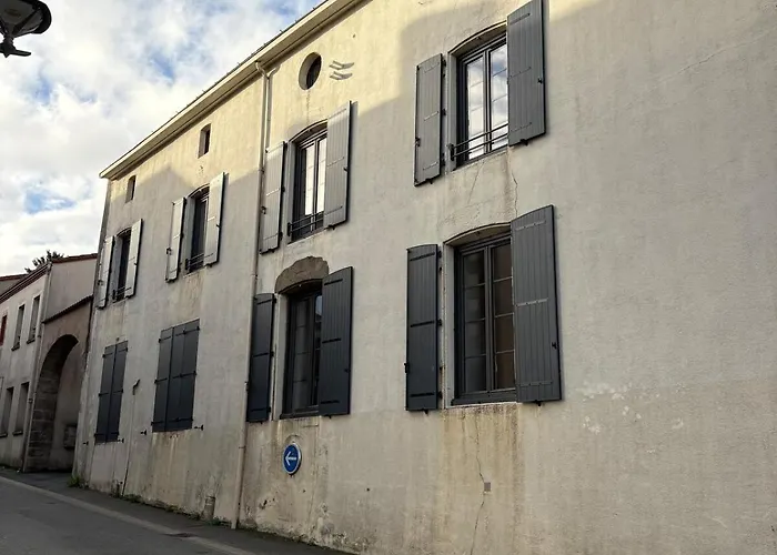 Апартаменты Les Glaneuses - 2 En Centre Bourg De 2 A 4 Personnes A 3 Min Du Puy Dufou